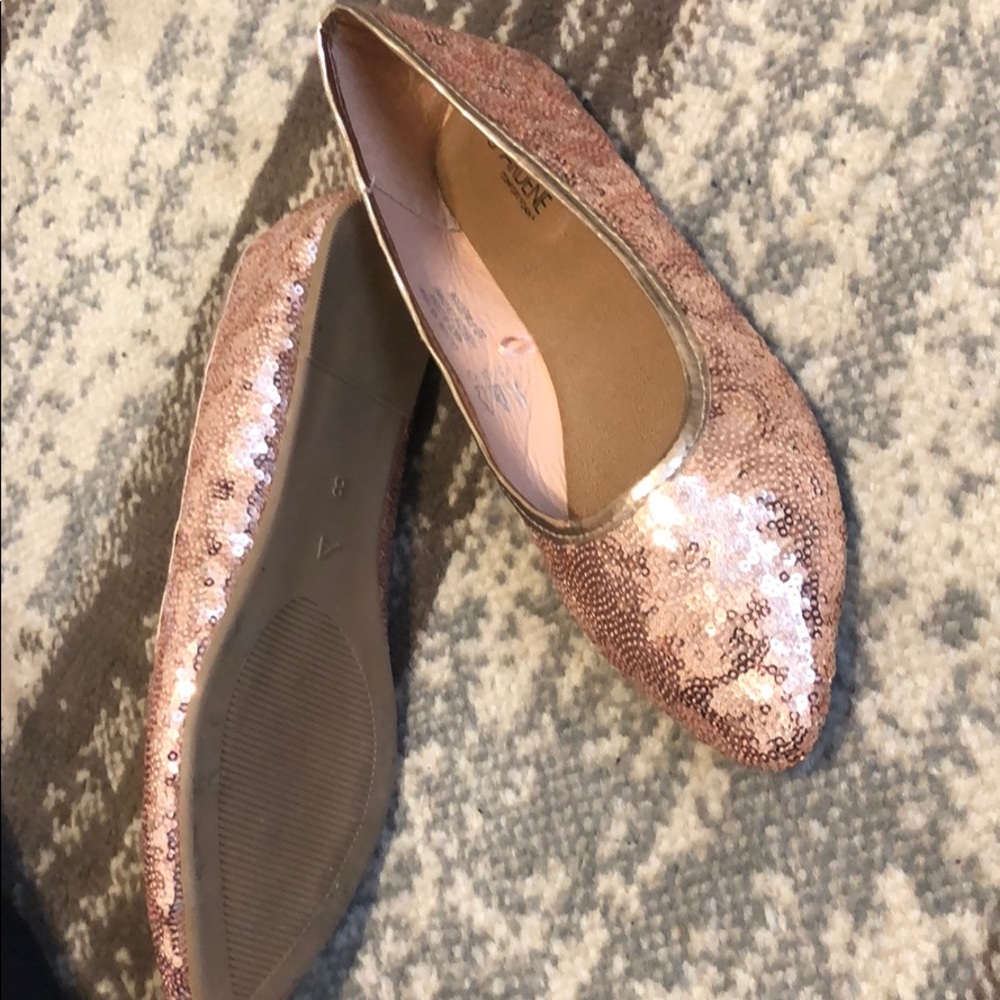 Rose gold slippers - Picture 2 of 2